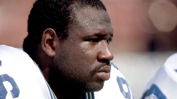 cortez-kennedy-nfl-seahawks-reactions.jpg